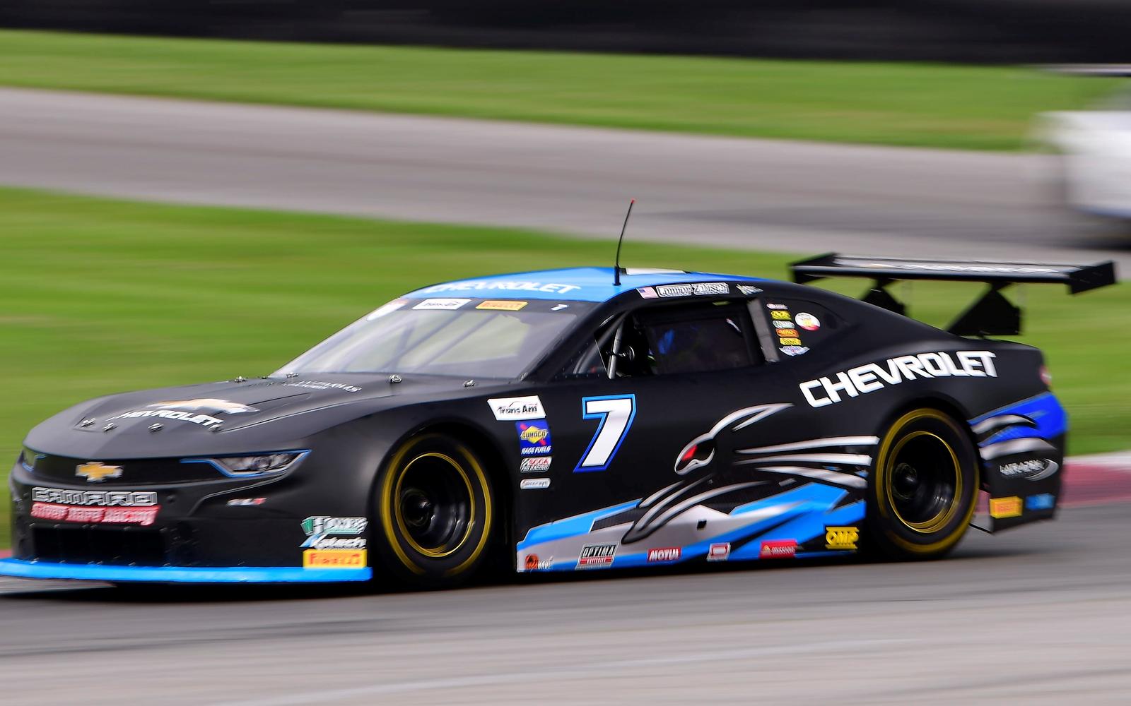 Silver Hare Duo Seeks Redemption at Road America